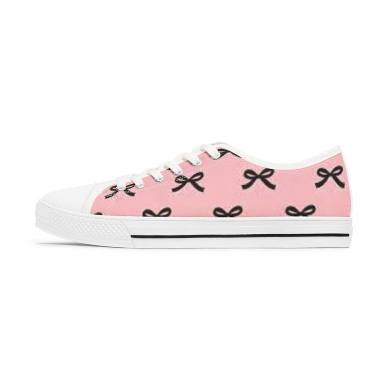 Colorful Women's Low Top Sneaker